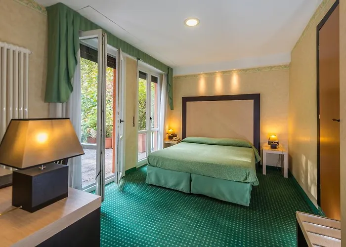 Don Abbondio Hotel 3*