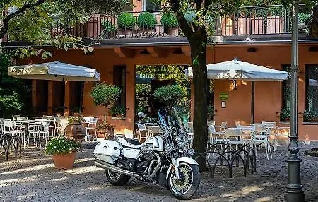 Don Abbondio Hotel 3*