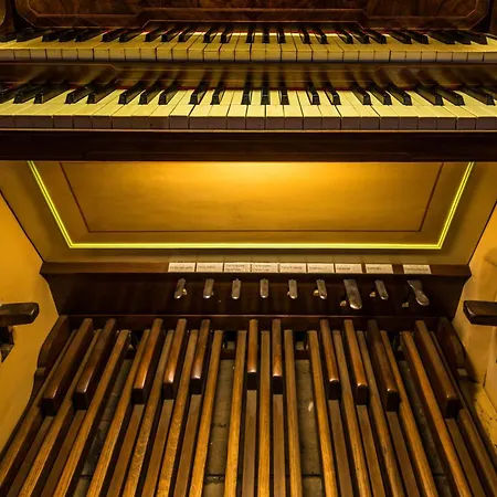 Don Abbondio Szálloda 3*